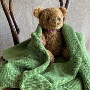 Grüne Babydecke aus Bio-Merinowolle