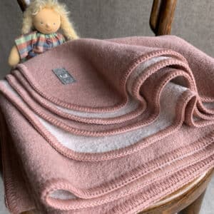 Disana Bio-Kinderdecke aus Merinowolle in natur-rose