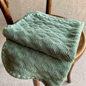 Disana Merinowolldecke für Babys in der Farbe Jade